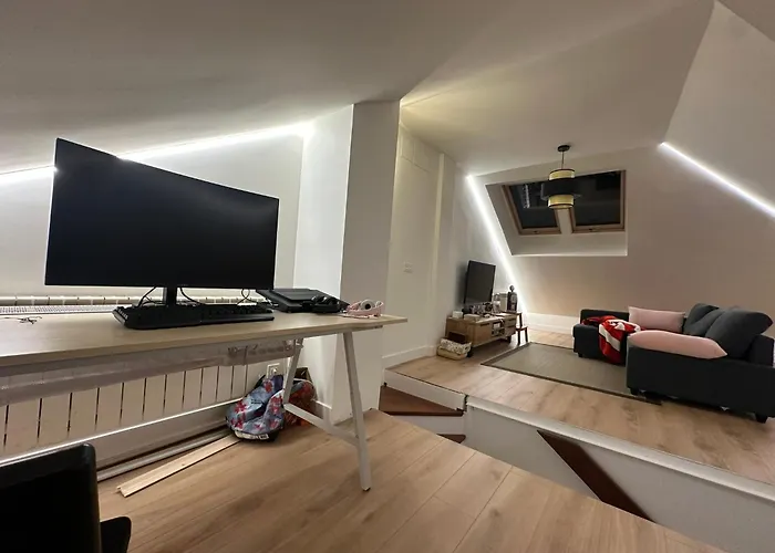 Δωμάτια σε οικογενειακή κατοικία Atico Diafano En De Lujo